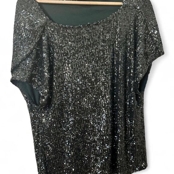 Cable and Guage Sequin off the Shoulder / Slouchy Top Size Medium - Picture 4 of 8